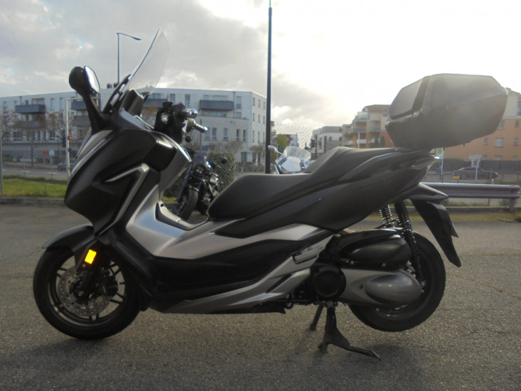 FORZA 300 - TOULOUSE